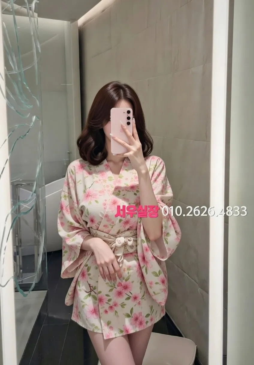 제주 쓰리노 프리미엄 라인업 8번 프로필